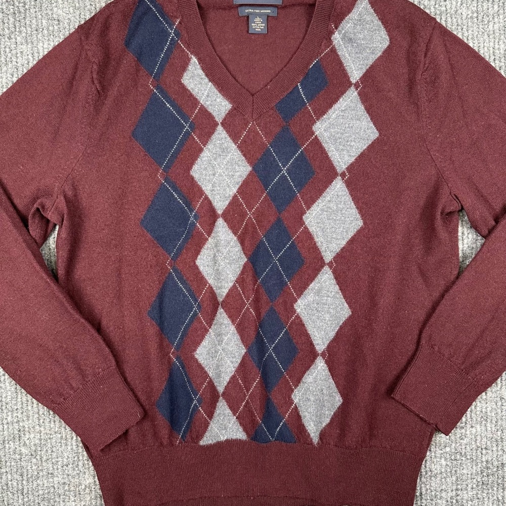 Banana Republic Sweater Mens L Burgundy Argyle Extra Fine Merino Wool V-Neck - Picture 7 of 14